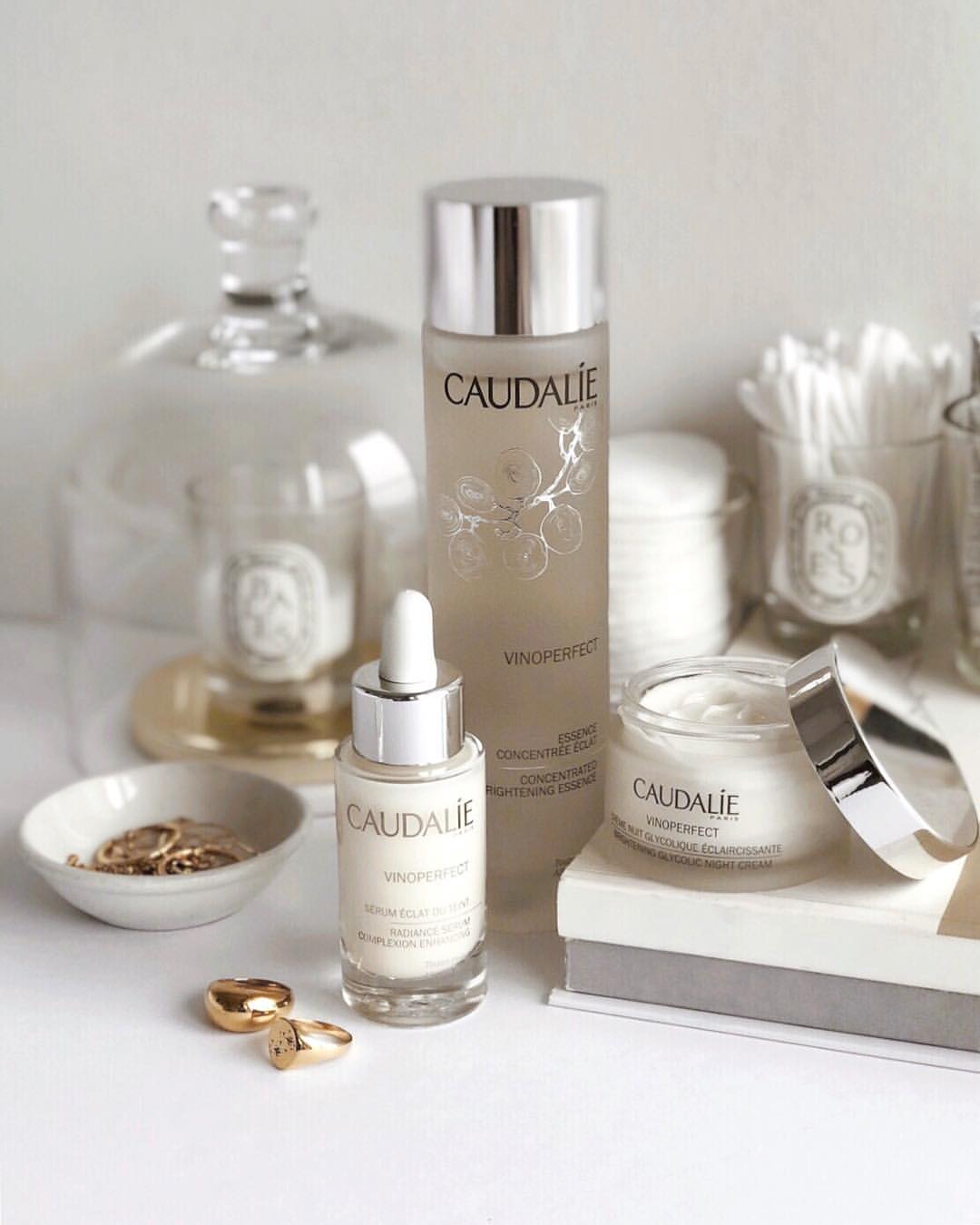 Caudalie, Caudalie Vinoperfect, Caudalie Vinoperfect Concentrated Brightening Essence, Caudalie Vinoperfect Concentrated Brightening Essence 50ml, Caudalie Vinoperfect Concentrated Brightening Essence รีวิว, เอสเซนส์, เอสเซนส์ Caudalie, ลดจุดด่างดำ, รอยสิว, ขาวกระจ่างใส